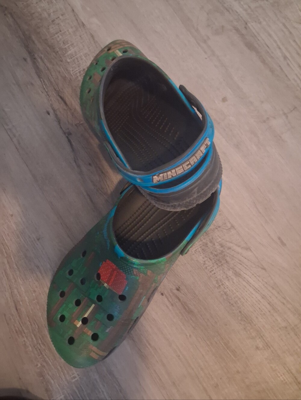 Minecraft Crocs - Picture 3 of 6